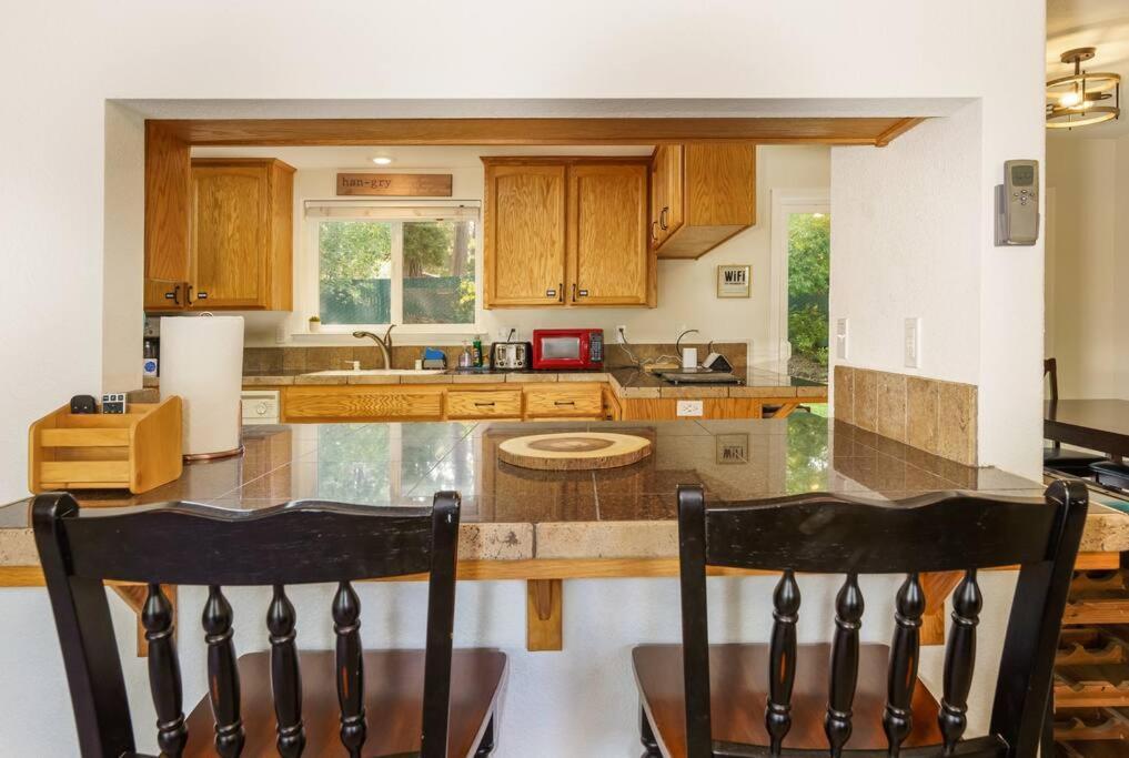 Acorn House - Charming House In Green Heaven With Pool Table With Lovely Backyard Окгерст Екстер'єр фото