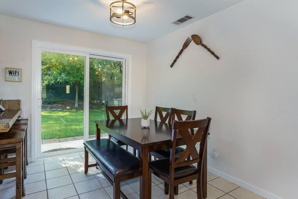 Acorn House - Charming House In Green Heaven With Pool Table With Lovely Backyard Окгерст Екстер'єр фото